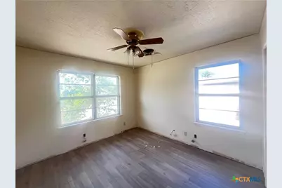 2316 Zephyr Road, Killeen, TX 76543 - Photo 9