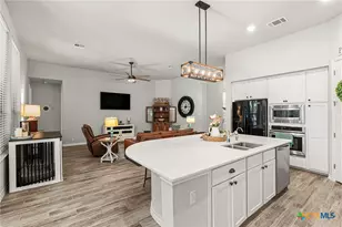 1551 Balcones Fault, New Braunfels, TX 78132 - Photo 21