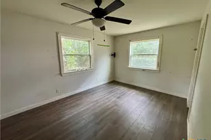 708 Sheffield Ave, Llano, TX 78643 - Photo 7