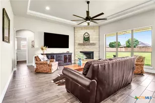 1446 Emily Ln, Seguin, TX 78155 - Photo 19