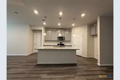1250 Lennea, New Braunfels, TX 78130 - Photo 5