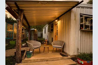 128 E Castlewood Drive, Marble Falls, TX 78654 - Photo 23