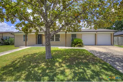 608 Creek Drive, New Braunfels, TX 78130 - Photo 5