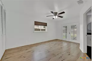 608 Creek Dr, New Braunfels, TX 78130 - Photo 21