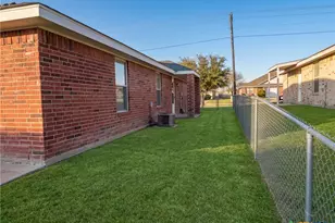 2808 Edgefield St, Killeen, TX 76549 - Photo 15
