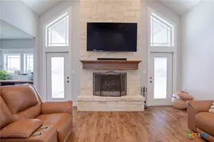 36 Mdw Crk Dr, Inez, TX 77968 - Photo 13