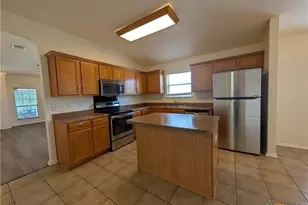 268 Goliad Dr, New Braunfels, TX 78130 - Photo 5
