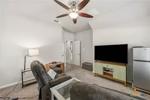 328 Lightcliff St, Hutto, TX 78634 - Photo 31