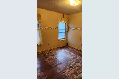 801 S 11th Street, Copperas Cove, TX 76522 - Photo 5