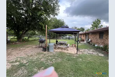 501 S 6th Street, Lometa, TX 76853 - Photo 9