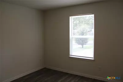 405 N 10th Street, Temple, TX 76501 - Photo 11
