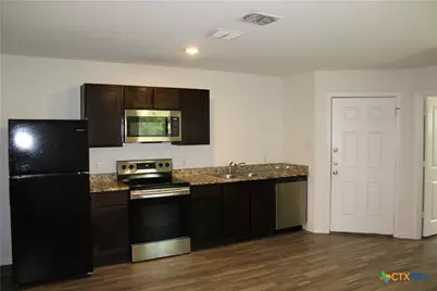 405 N 10th Street, Temple, TX 76501 - Photo 5