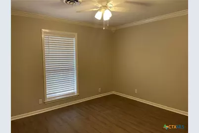 101 Rio Vista Drive, Victoria, TX 77904 - Photo 7
