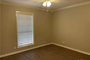 101 Rio Vista Dr, Victoria, TX 77904 - Photo 7