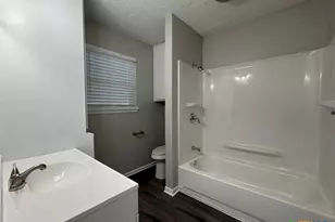 905 Simpson Rd, Victoria, TX 77904 - Photo 7