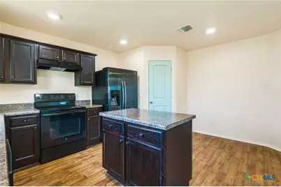 839 Liberty Park Drive, Belton, TX 76513 - Photo 9