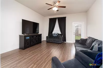 2016 Meridian Loop, Temple, TX 76504 - Photo 11