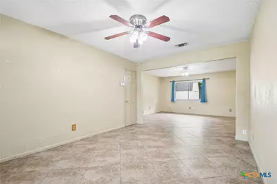 912 Edwards Street, Copperas Cove, TX 76522 - Photo 5
