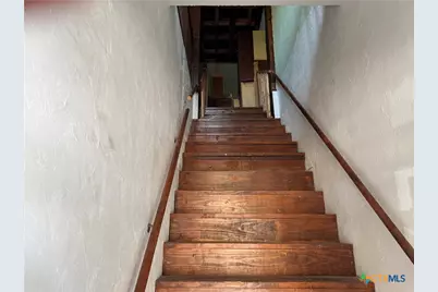 110 E Central Avenue, Belton, TX 76513 - Photo 5