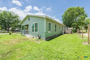 7 River St, Prairie Lea, TX 78661 - Photo 33