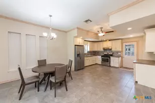 7 River St, Prairie Lea, TX 78661 - Photo 9