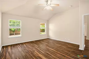 509 Roadrunner Ave, New Braunfels, TX 78130 - Photo 17