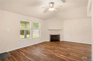 509 Roadrunner Ave, New Braunfels, TX 78130 - Photo 15