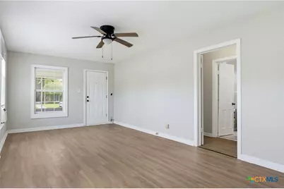 212 S 26th Street, Temple, TX 76501 - Photo 5