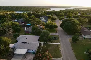 17 Oakmont Cir, Belton, TX 76513 - Photo 9