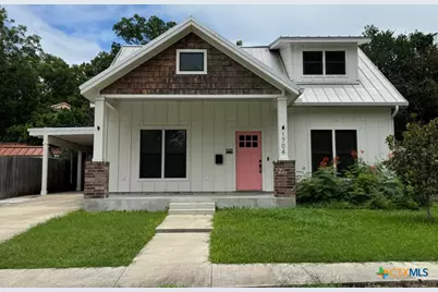 1704 N Washington Street, Victoria, TX 77901 - Photo 1