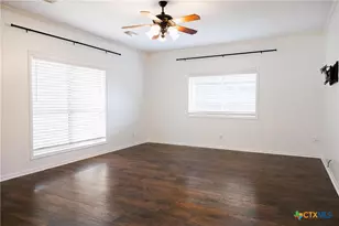 207 Champions Row, Victoria, TX 77904 - Photo 15
