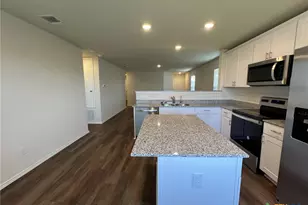 760 Heartseed, New Braunfels, TX 78130 - Photo 5