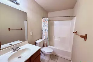 1035 Helen Dr, New Braunfels, TX 78130 - Photo 7