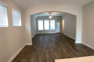 1324 Spring Row St, New Braunfels, TX 78130 - Photo 11