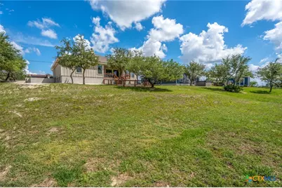 876 Primrose Path, Canyon Lake, TX 78133 - Photo 17