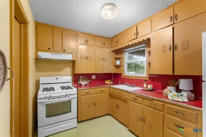 1922 S 41st Street, Temple, TX 76504 - Photo 9