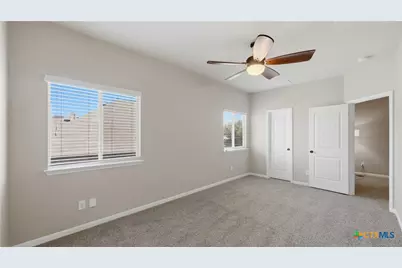2122 Dragon Trail, New Braunfels, TX 78130 - Photo 35