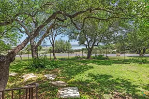 1443 Kings Cove Dr, Canyon Lake, TX 78133 - Photo 3