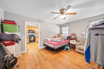 1007 W Avenue A, Lampasas, TX 76550 - Photo 17