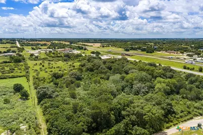 1240 Slaughter House Road, Flatonia, TX 78941 - Photo 11