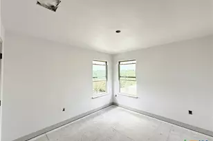 5318 Lassen Ln, Belton, TX 76513 - Photo 5