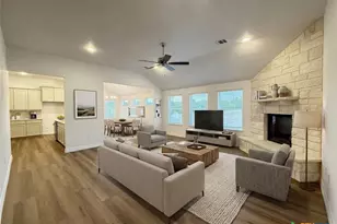 5242 Lassen Ln, Belton, TX 76513 - Photo 5