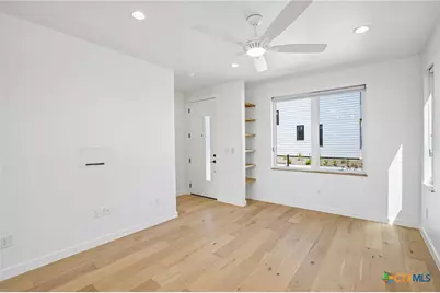 104 Lively Lane #B, San Marcos, TX 78666 - Photo 5