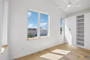 104 Lively Ln, San Marcos, TX 78666 - Photo 21