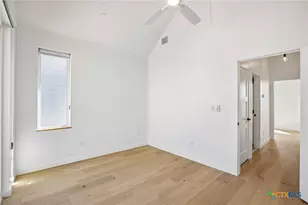 104 Lively Ln, San Marcos, TX 78666 - Photo 17