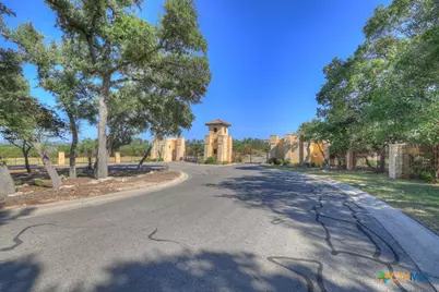 1202 Brads Flight, Canyon Lake, TX 78133 - Photo 3