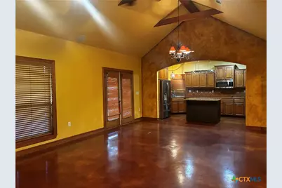 2072 County Road 1025, Lampasas, TX 76550 - Photo 7