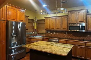 2072 County Rd 1025, Lampasas, TX 76550 - Photo 9