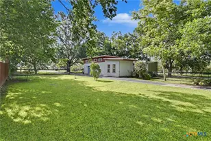 898 Buerger Ln, Seguin, TX 78155 - Photo 27