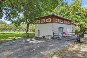 898 Buerger Ln, Seguin, TX 78155 - Photo 31